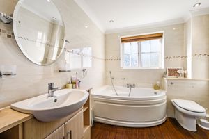 En-Suite To Master Bedroom- click for photo gallery